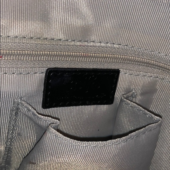 Beijo Classic Handbag - Picture 6 of 7